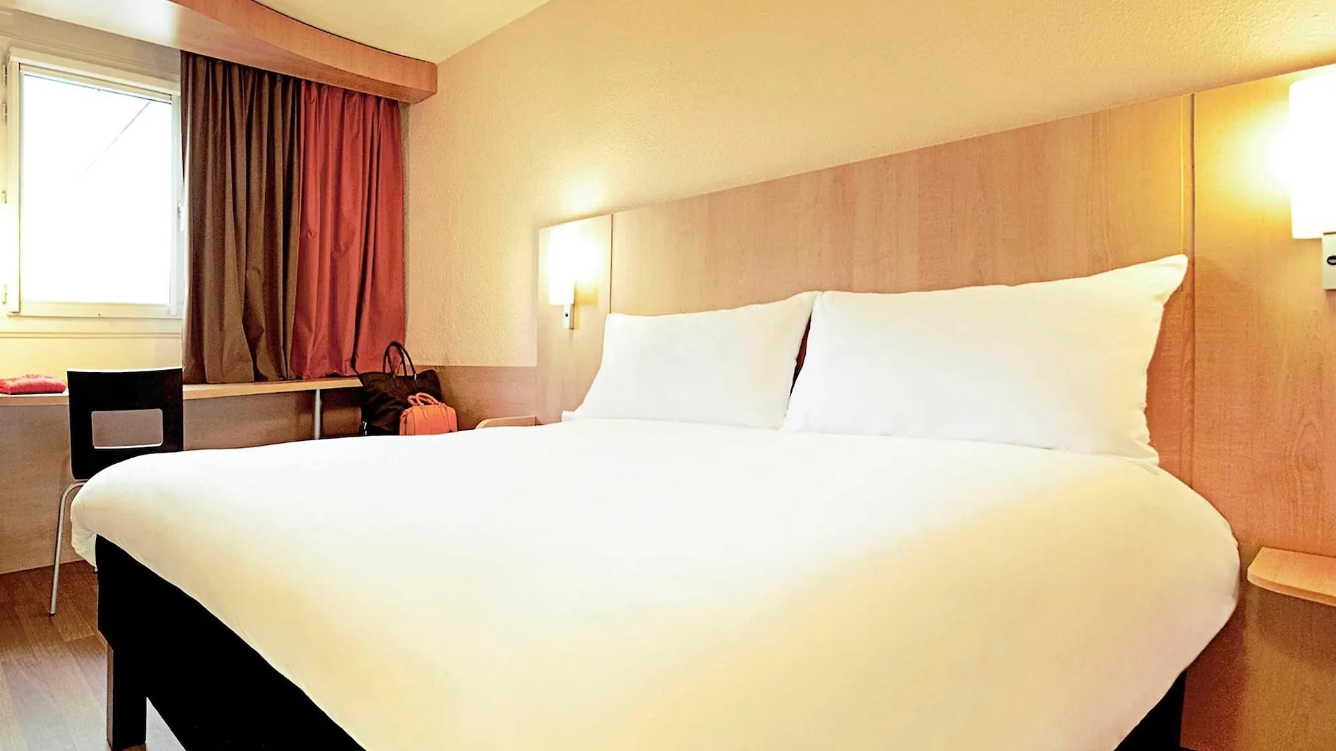Hotel Ibis Paris Canal Saint Martin