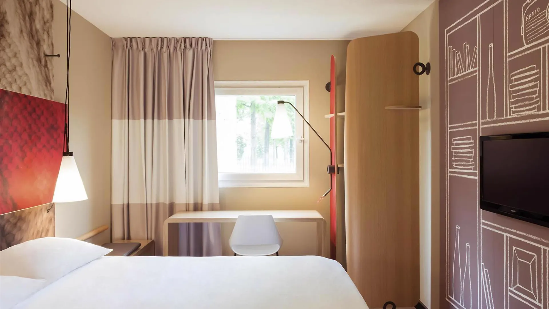 Hotel Ibis Paris Canal Saint Martin