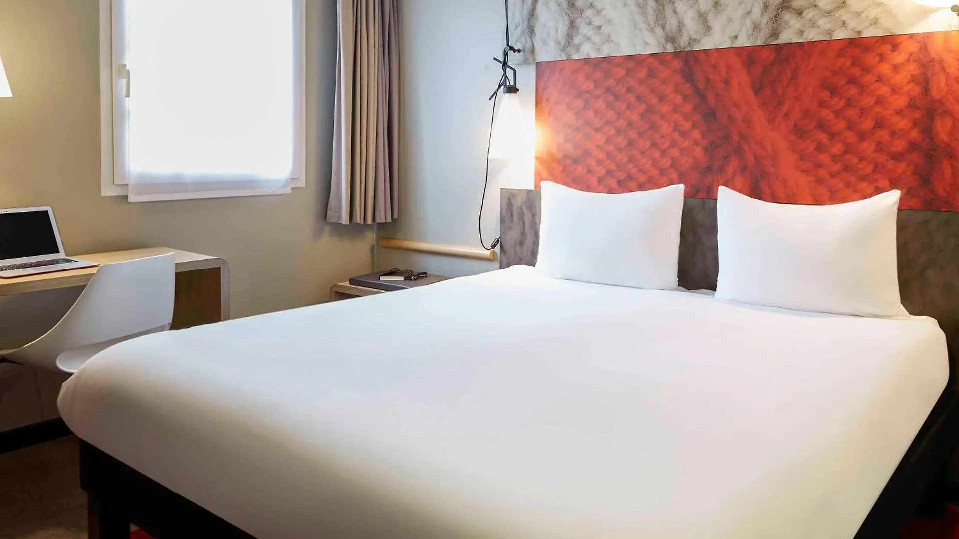 Ibis Paris Canal Saint Martin 3*,  France